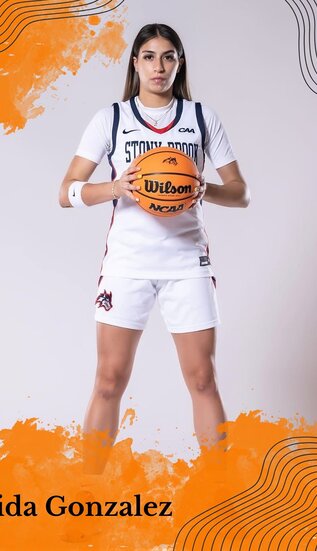 NOVÁ POSILA GONZALEZ, POPRVÉ PROTI SLOVANCE