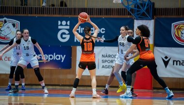 SOKOL HK - BO | 81:56 SOKOL HK - BO | 81:56