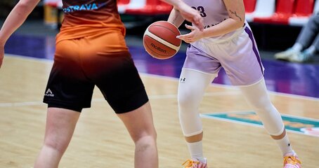 TŘETÍ VÝHRA | SLOVANKA - BO | 69:83